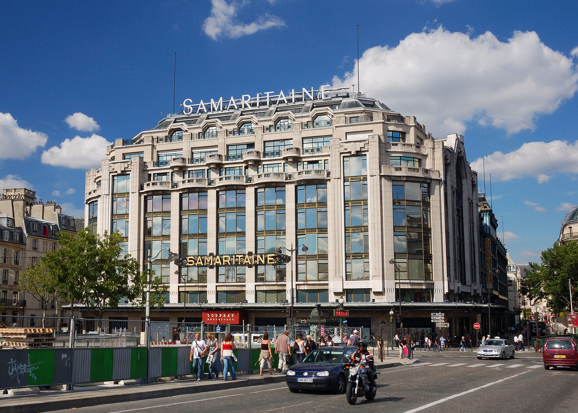 Samaritaine, Parisian Department Store