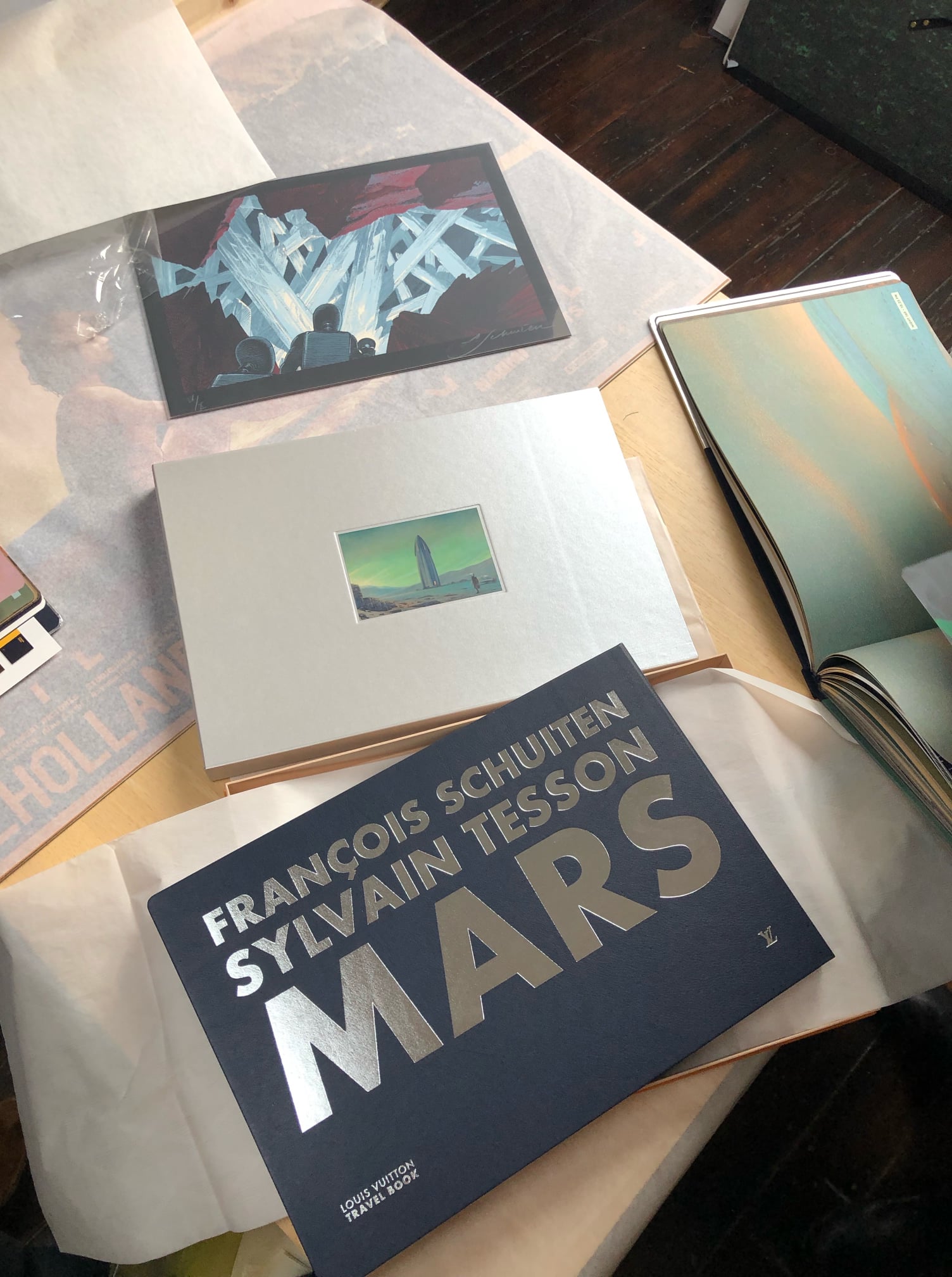 Travel Book Mars, English Version - Art of Living - Books and Stationery